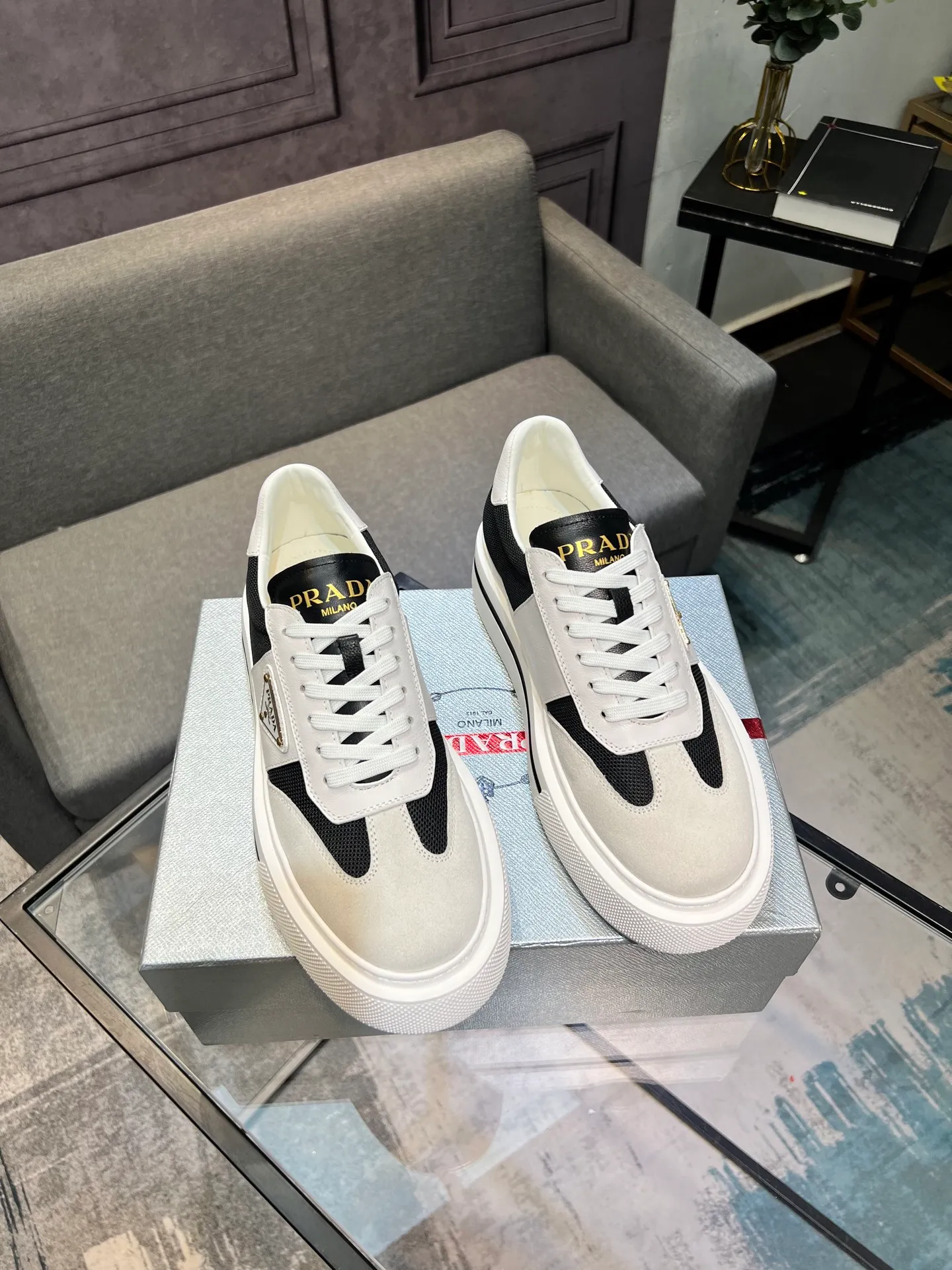 Men's shoes 💰580 [PRADA] Men's shoes are popular in the counter, the official website is synchronized, 1 high-quality shipment ✔️ Original frosted cowhide + cowhide lining, 1🆚1 replica, original sole, 38-45 (45 customized, non-refundable)